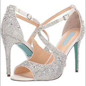 Betsey Johnson Blue Sage Rhinestone Jeweled Satin Peep Toe Izzy Sandals Sparkle